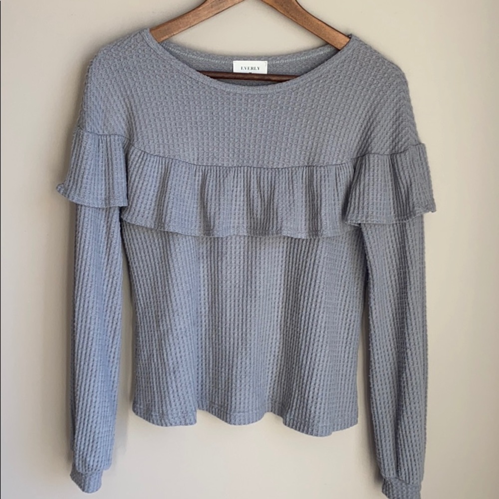 Everly Waffle Knit Ruffle Front Top Gray S